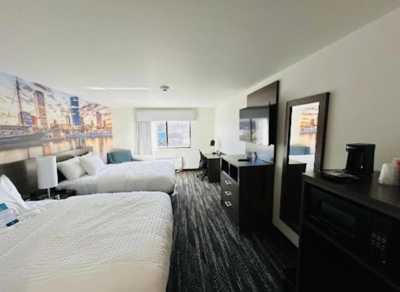 Clarion Pointe Hotel Milwaukee Kültér fotó