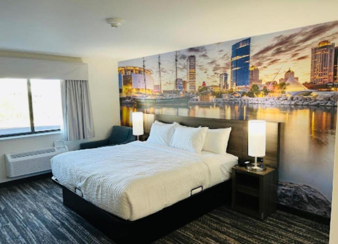 Clarion Pointe Hotel Milwaukee Kültér fotó