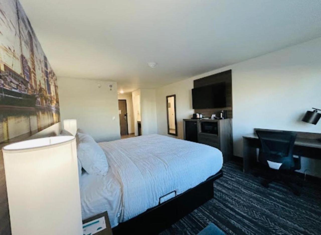 Clarion Pointe Hotel Milwaukee Kültér fotó