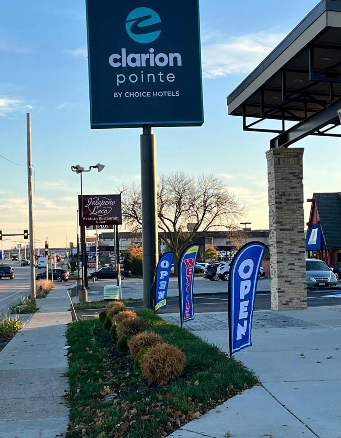Clarion Pointe Hotel Milwaukee Kültér fotó