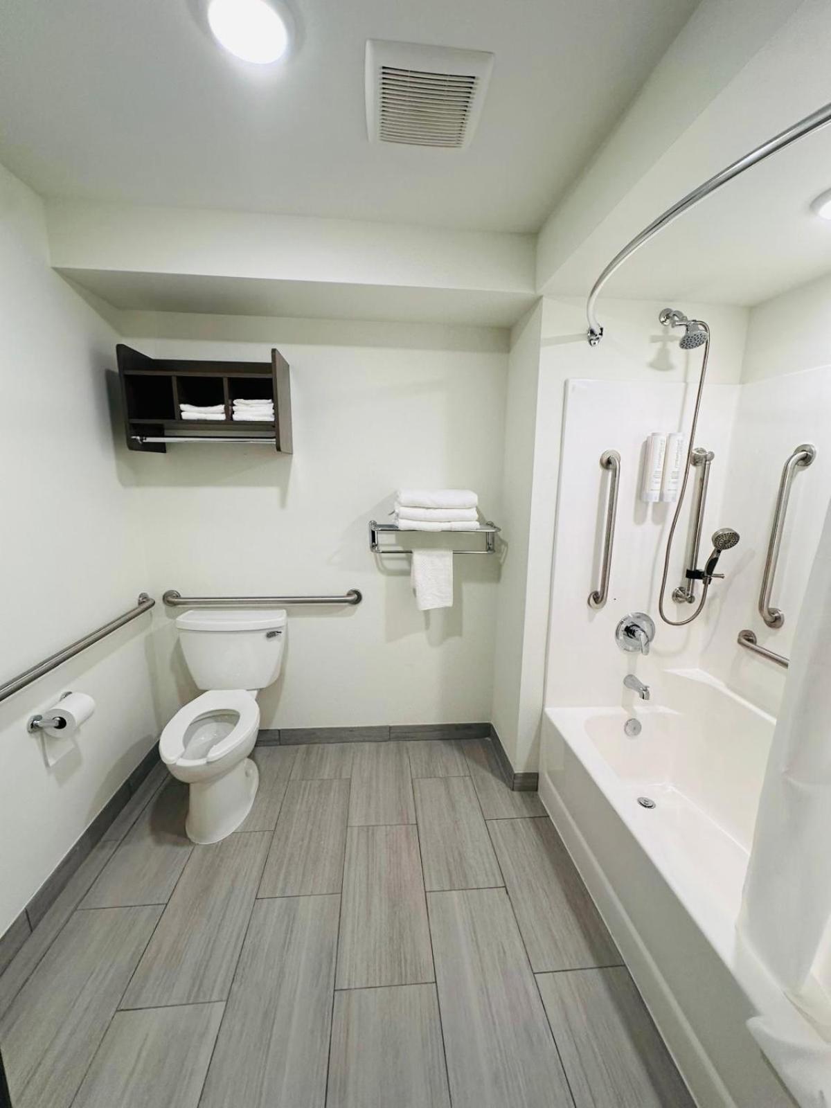 Clarion Pointe Hotel Milwaukee Kültér fotó